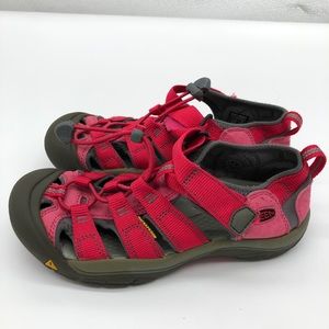 Keen waterproof sandals pink girls youth size 4